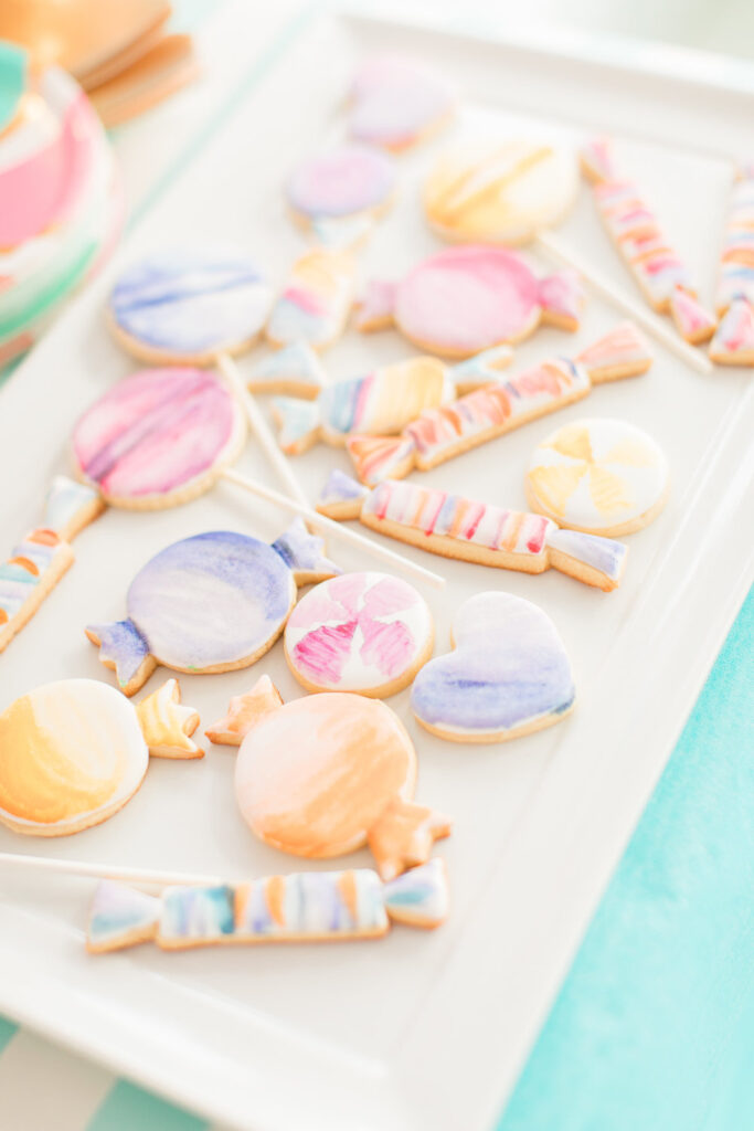 Party Sweet Treats (Credit: cakeandconfetti)