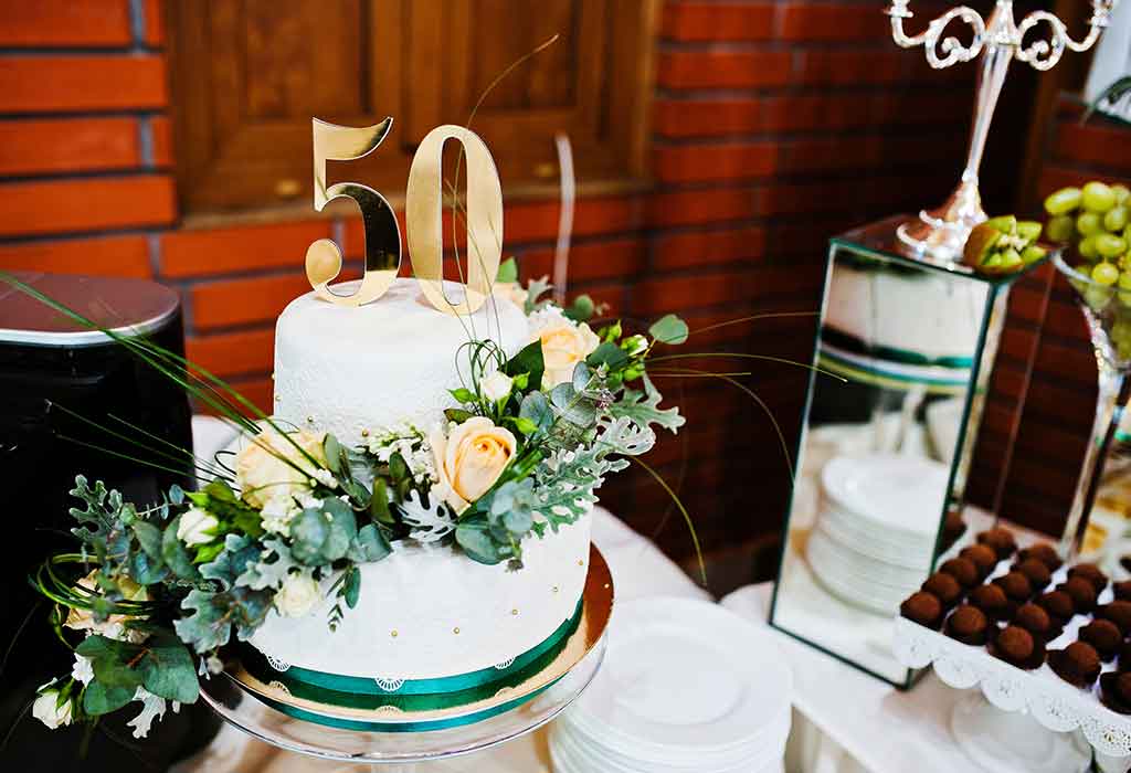 50th Anniversary Party Cake Ideas (Credit: Firstcry Parenting)