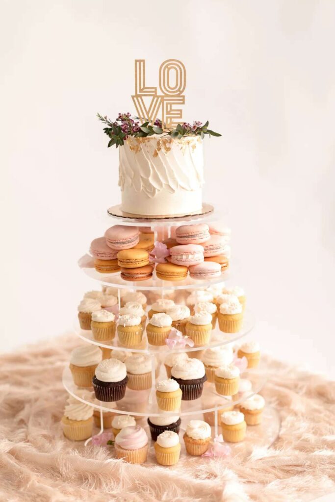 Cake Ideas (Credit : brides)