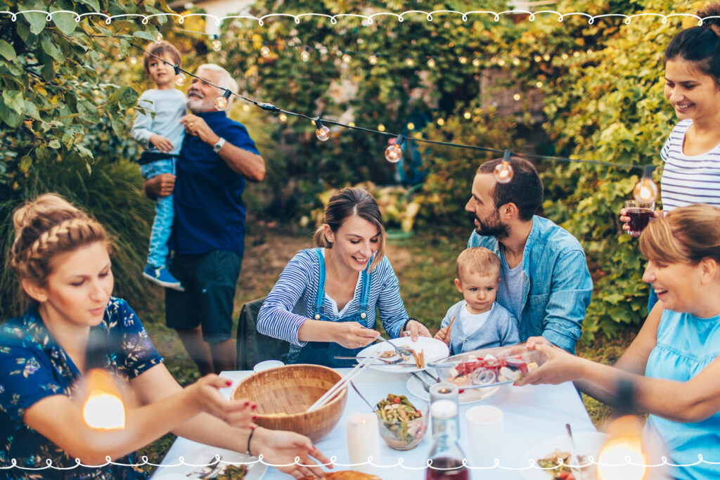 Outdoor Birthday Party Ideas For Family (Credit: Proflowers)