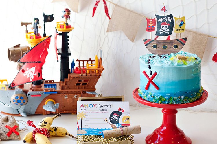 Pirates Birthday Cakes (credit: HWTM)