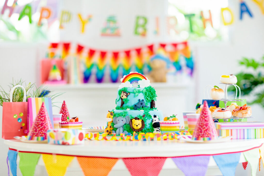 2 Years Old Birthday Party Ideas (Credit: Party-Love to Know)