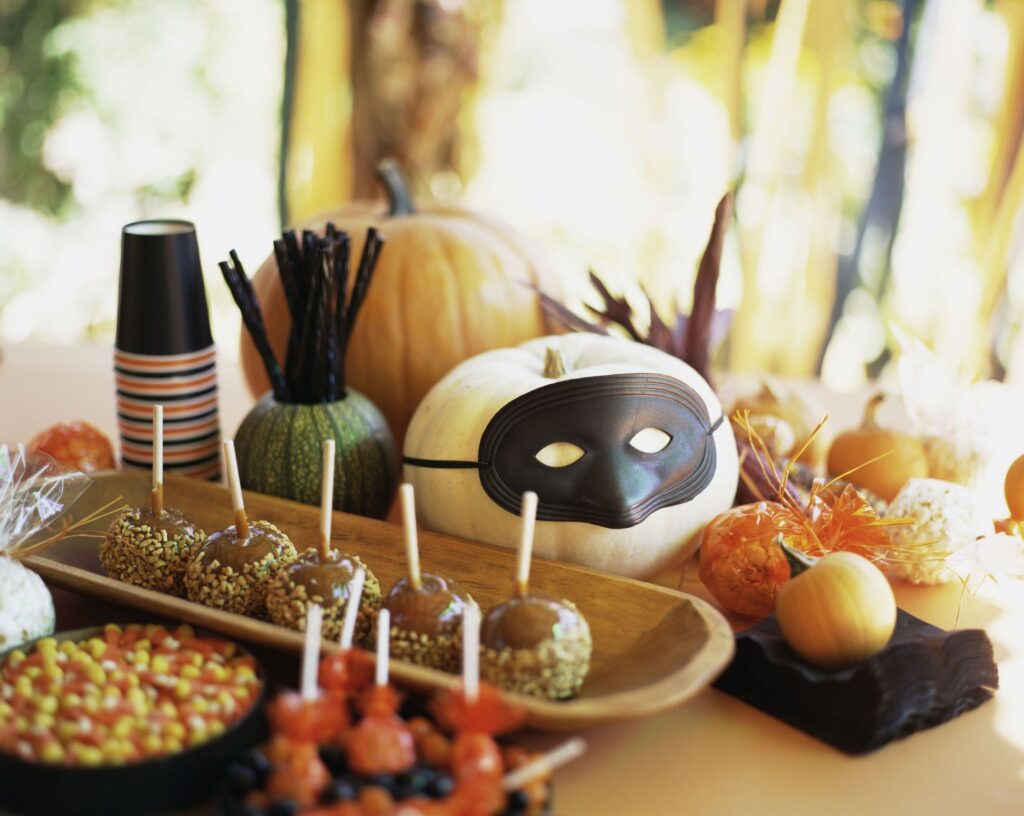 Adult Halloween Party Treats (credit: townandcountrymag)