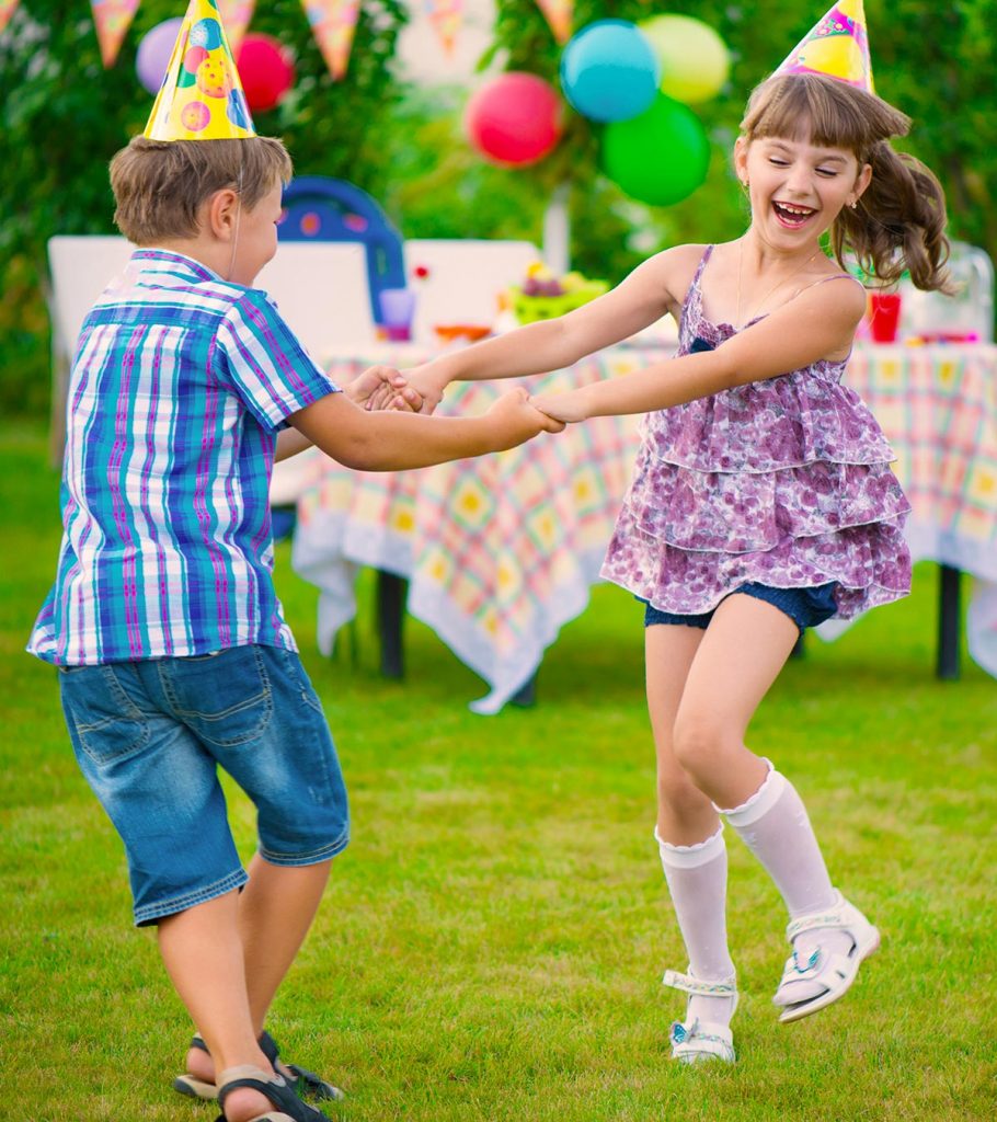 Cheap Birthday Party Game Ideas (Credit: momjunction)