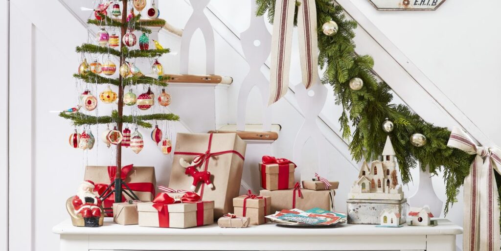 Christmas Party Decoration (Credit: Country Living Magazine)