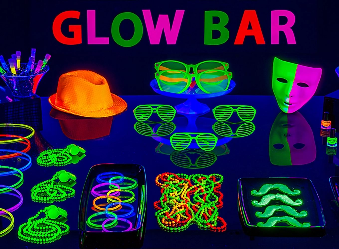 Glow in The Dark Bar (Credit: Party City)