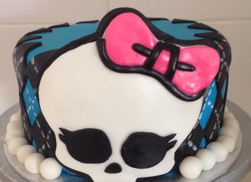 Monster High Birthday Cake Ideas (Credit: kids-around-perth)
