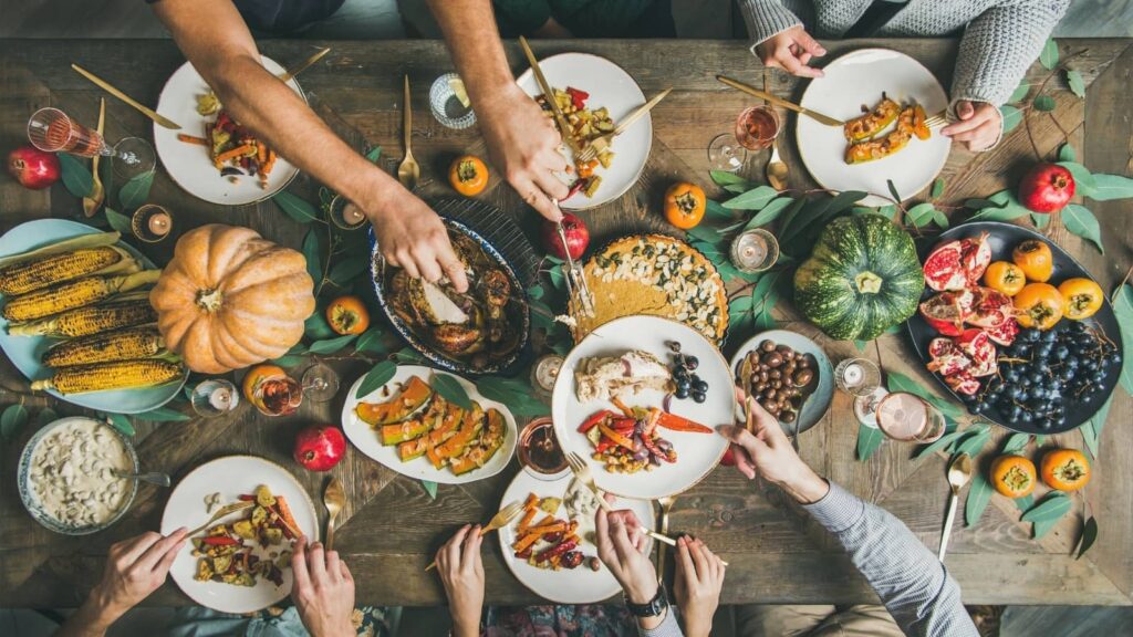 Thanksgiving Party Food Ideas (Credit: Signature Tours)