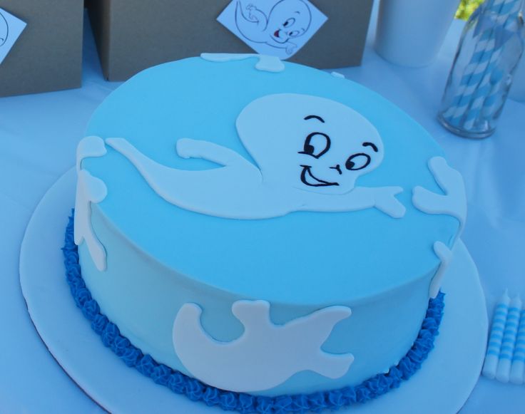 Casper Party Cakes (Credit: Pinterest)