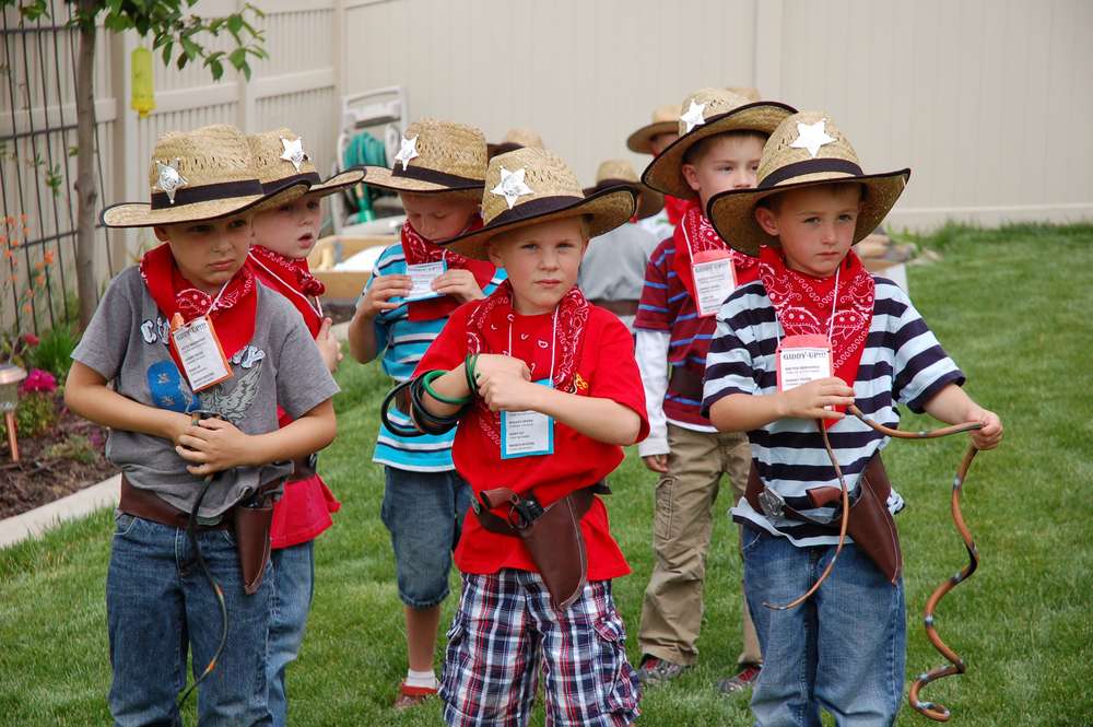 Cowboy Party Games Ideas (Credit: catchmyparty)