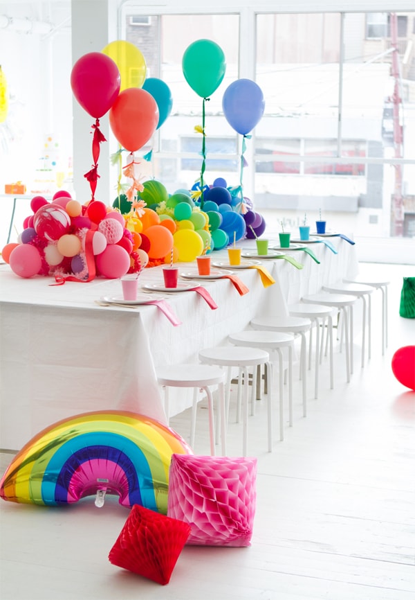 Rainbow Party Decoration (Credit: funlovingfamilies)