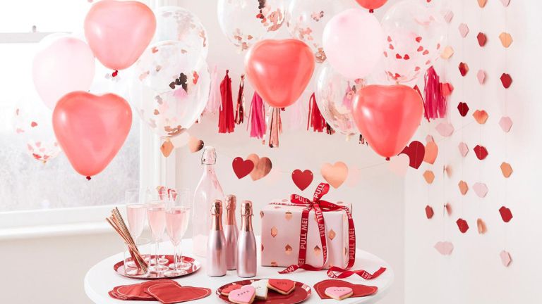 Valentine Party Decoration (Credit: Real Homes)