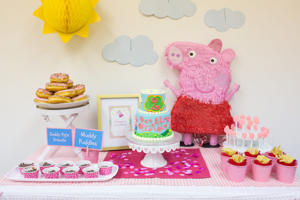 Peppa Pig Party Sweet Treats (Credit: orientaltrading)