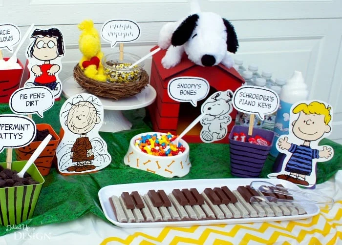 Snoopy Party Sweet Treats (Credit: momsandmunchkins)