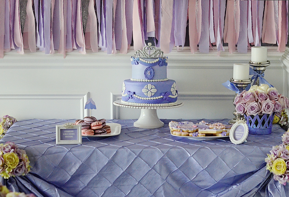 Sofia the First Party Decoration (Credit: projectnursery)