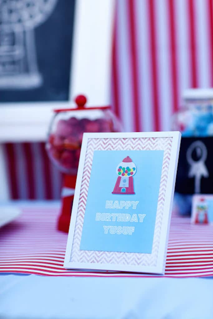 Amazing World of Gumball Birthday Table Setting