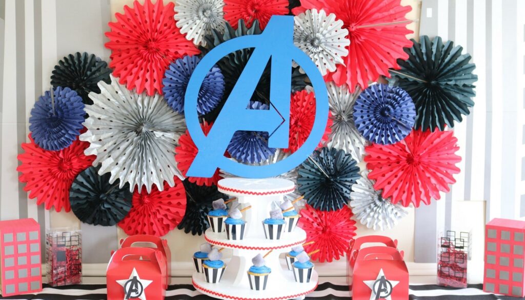 Avengers Birthday Dessert Table