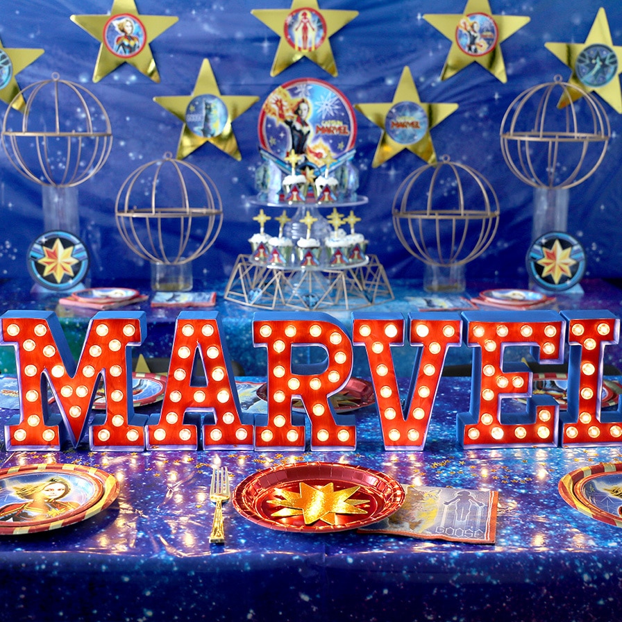 Captain Marvel Birthday Party Table Setting