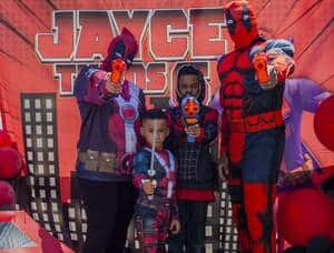 Deadpool Birthday Party Photo Booth (1)