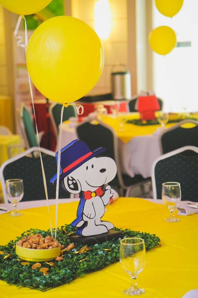 Snoopy Birthday Table Setting