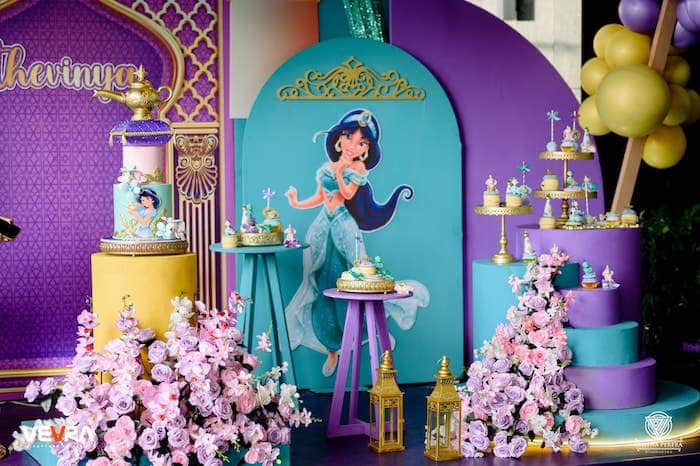 Aladdin Birthday Decor