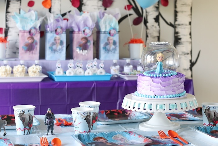 Frozen Birthday Table Setup