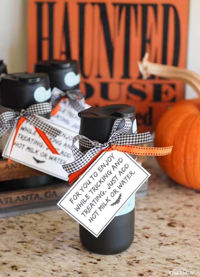 Halloween Birthday Party Personalize Favos