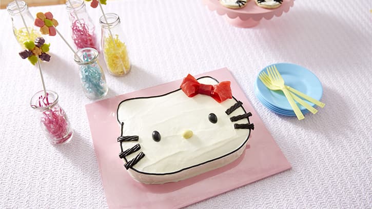 Hello KItty Party Cakes