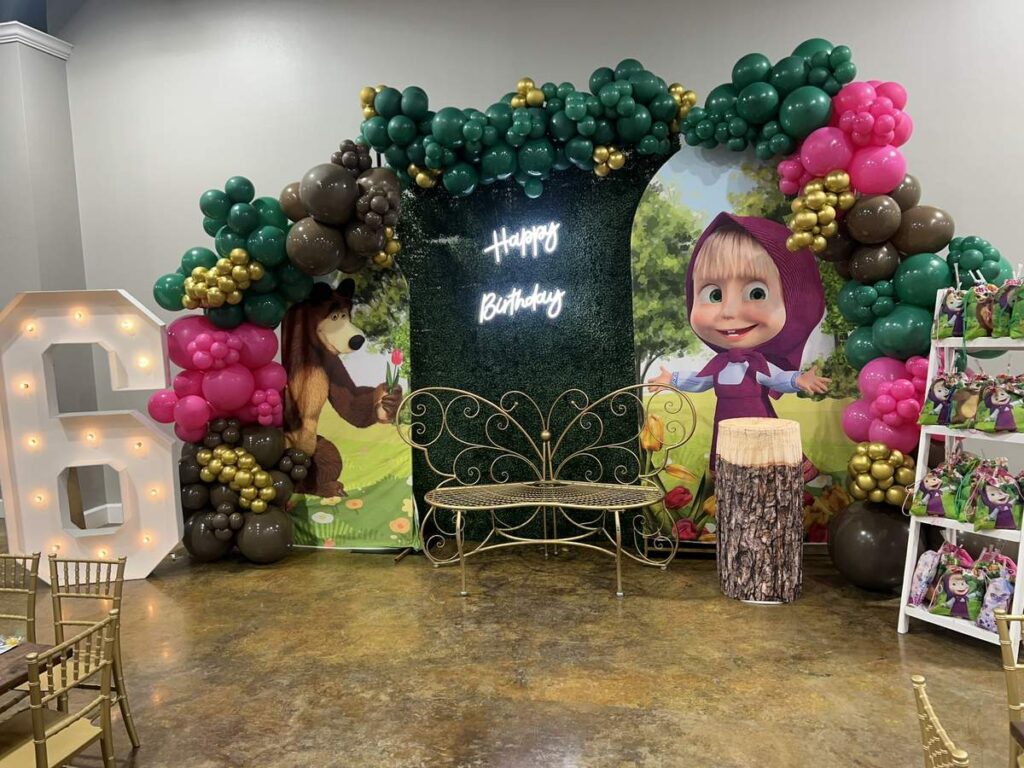 Masha and The Bear Birthday Decor