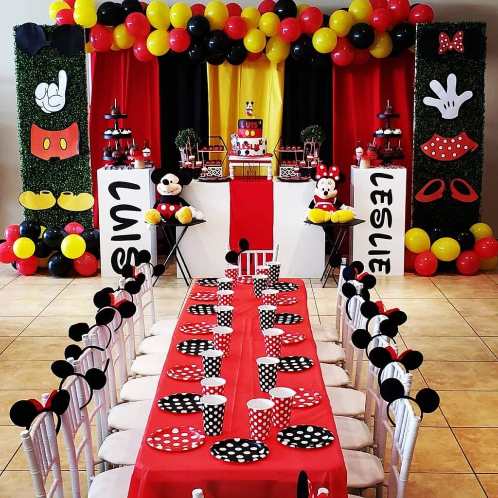 Mickey Mouse Table Setting