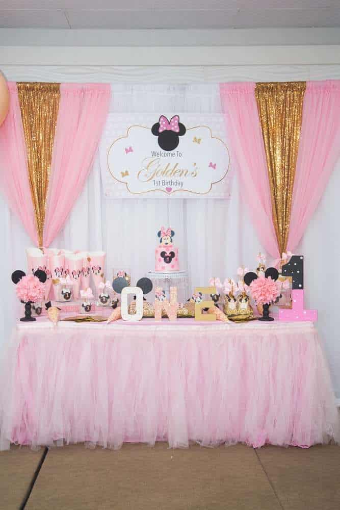 Minnie Mouse Party Decor