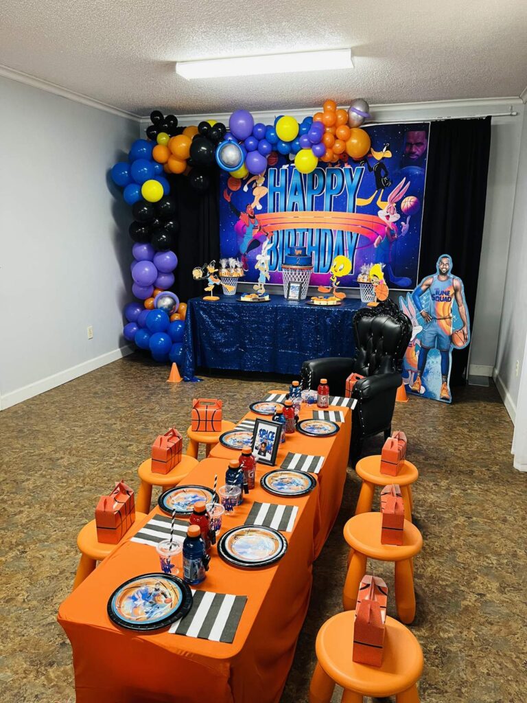 Space Jam Birthday Party Table Setting