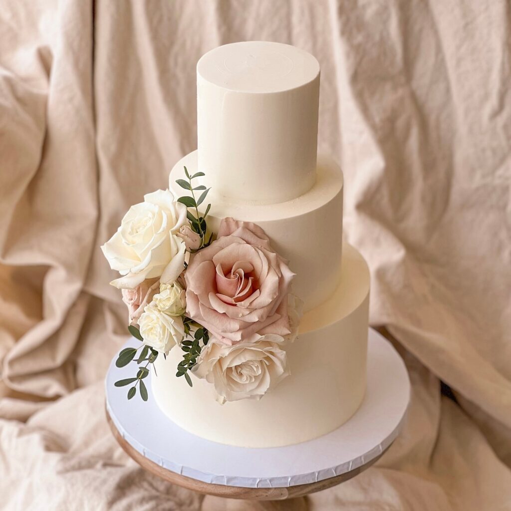 Smooth Buttercream Cake with Fresh Flowers