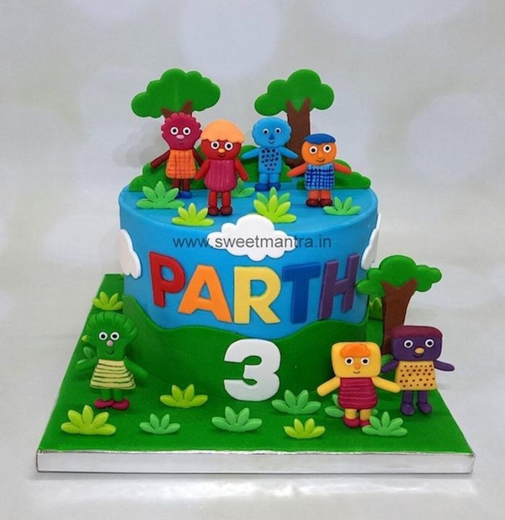 Noodle and Pals Birthday Cake with adorable Noodle, Kernel, Blossom and Jelly Edible Figurine Toppers