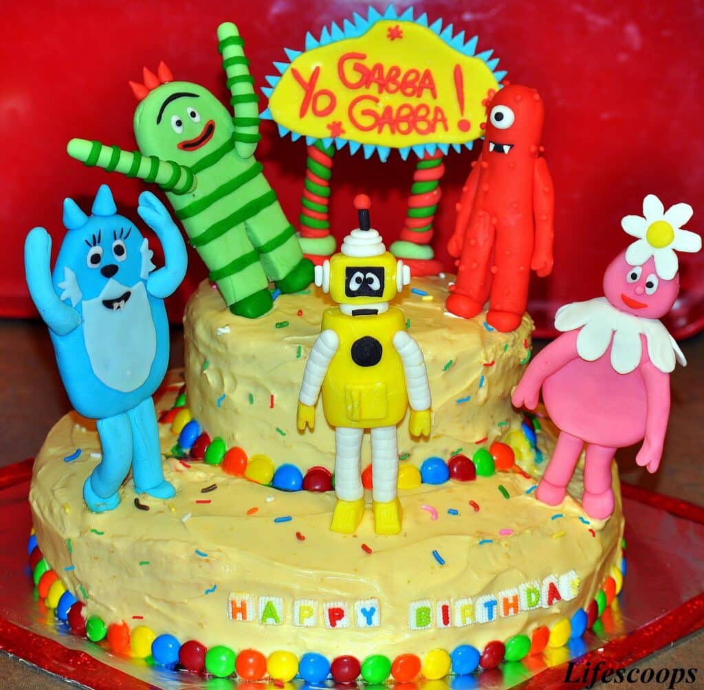 Yo Gabba Gabba Birthday Cake