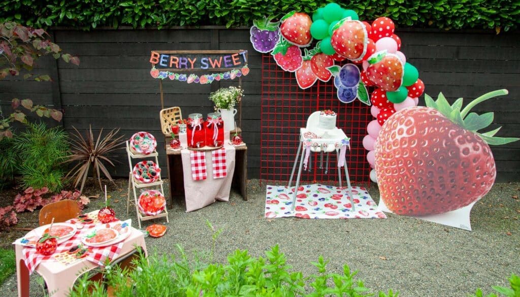 Sweet-Berry-1st-Birthday-Party-Content