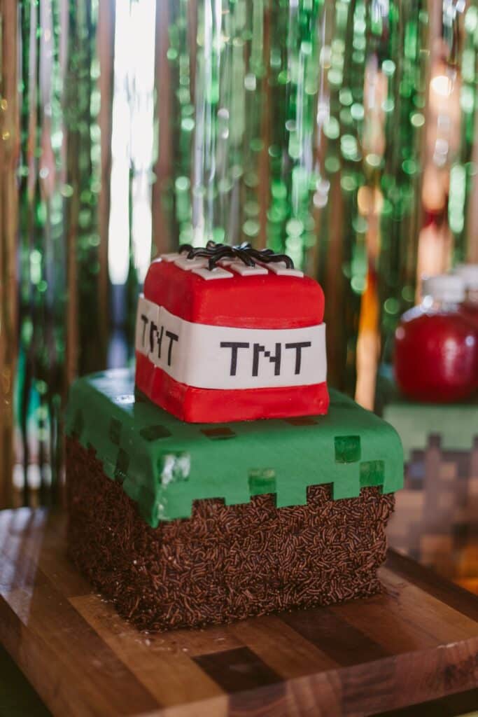 Minecraft Cakes