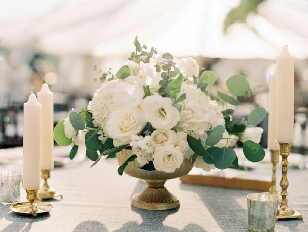 Beautiful Rose and Peony DIY Flower Centerpieces