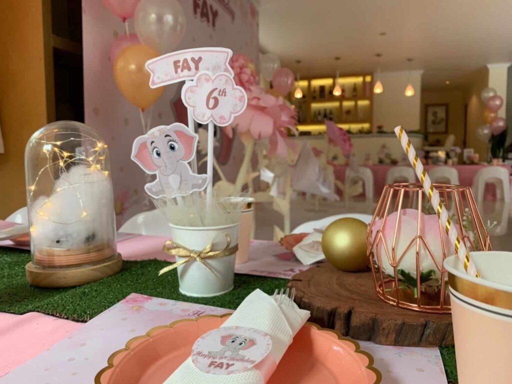 Baby Elephant Birthday Party Table Setting